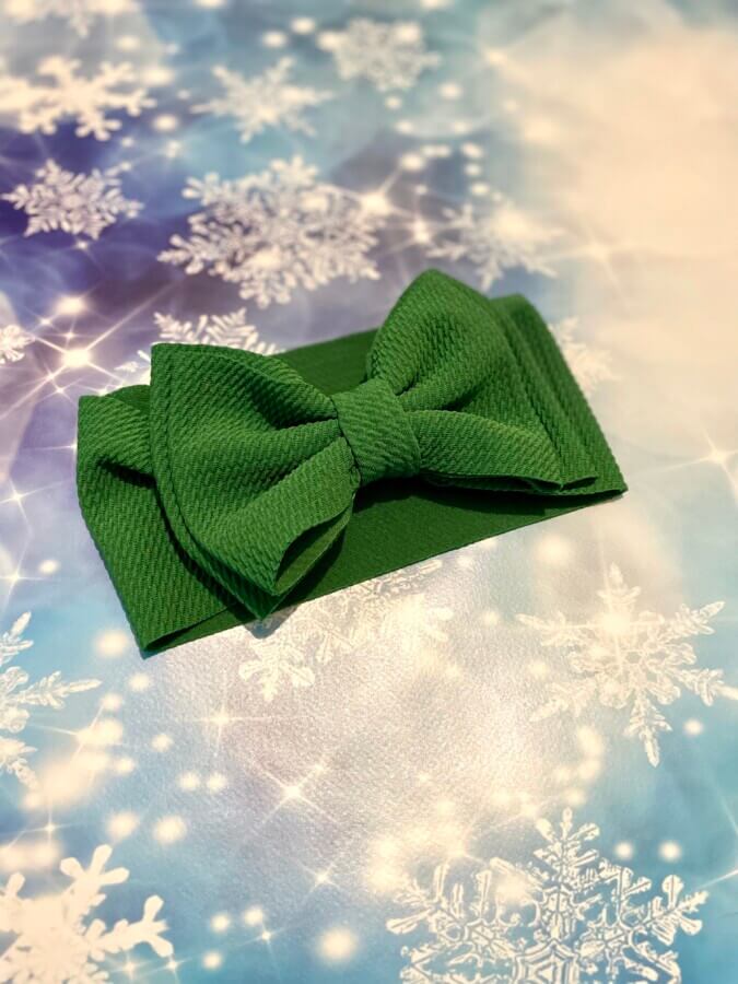 Forest green bow