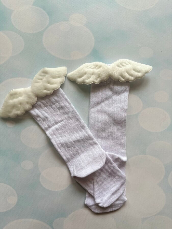 Angel wings socks white