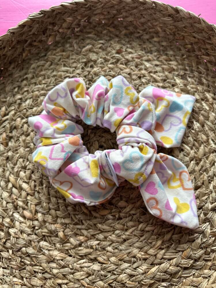 Pastel hearts scrunchie
