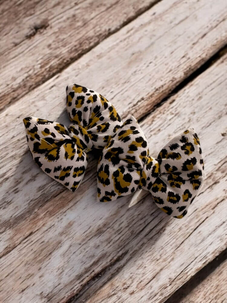 Yellow leopard mini bows