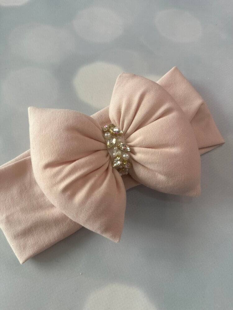 Nude exclusive bow