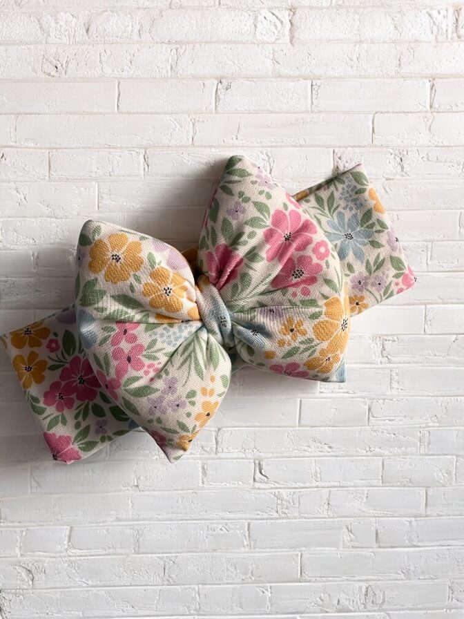 Pastel blossoms bow