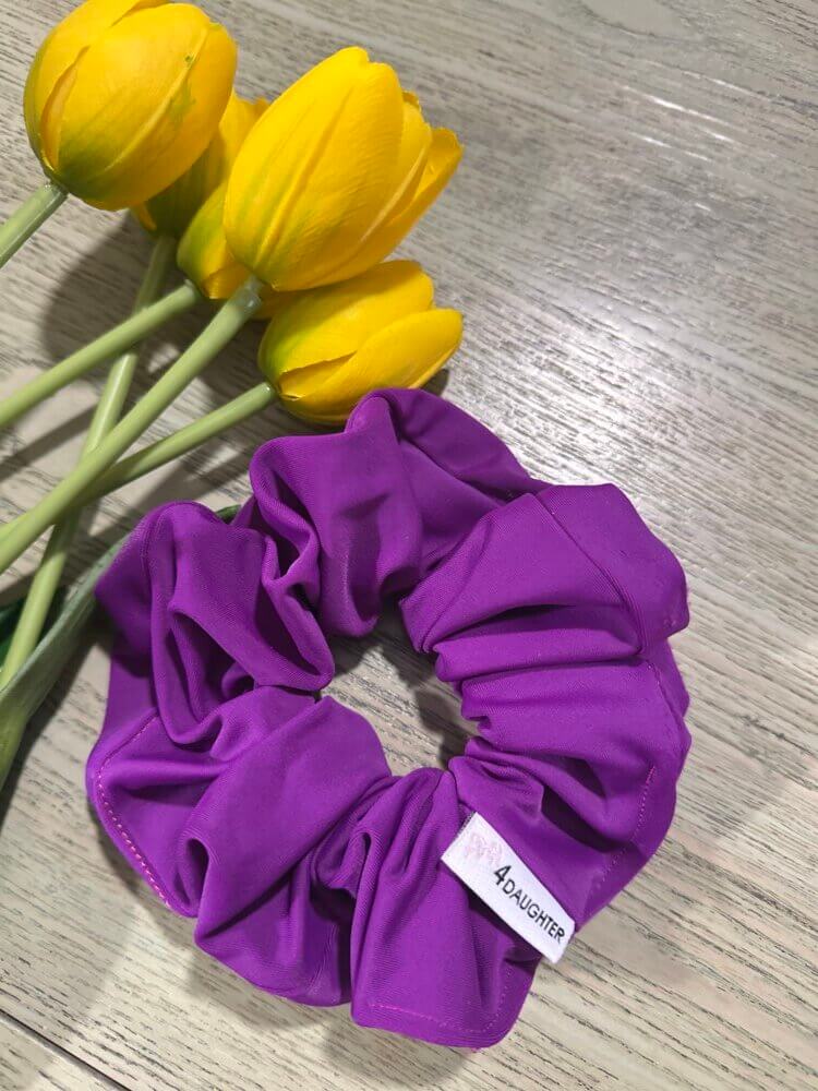Magenta lycra scrunchie
