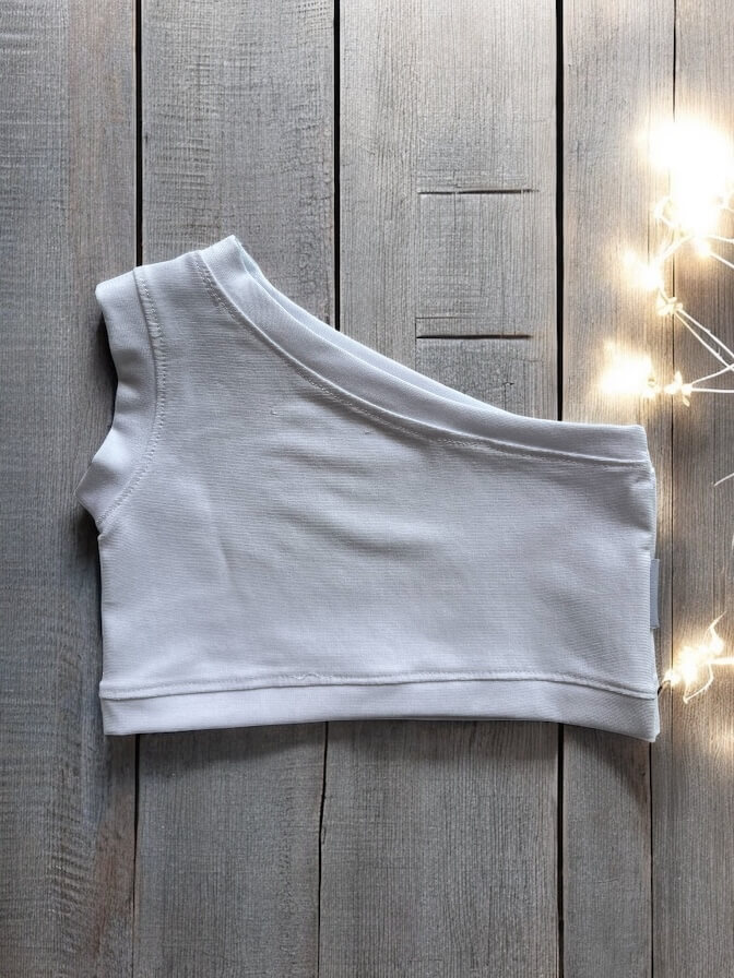 White crop top