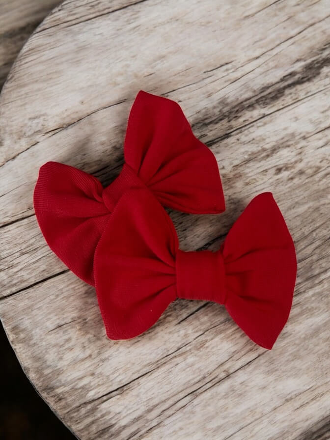Red mini bows