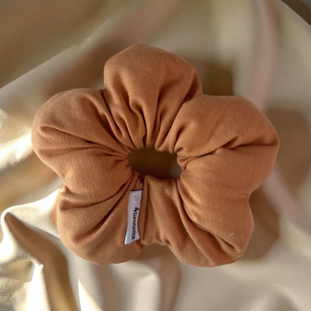 Λουλουδένιο scrunchie μπισκότο