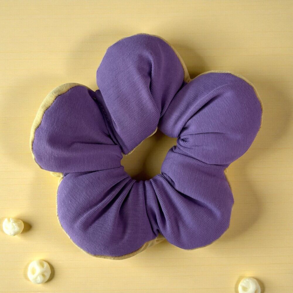 Scrunchie λουλουδένιο κιτρινο/μωβ