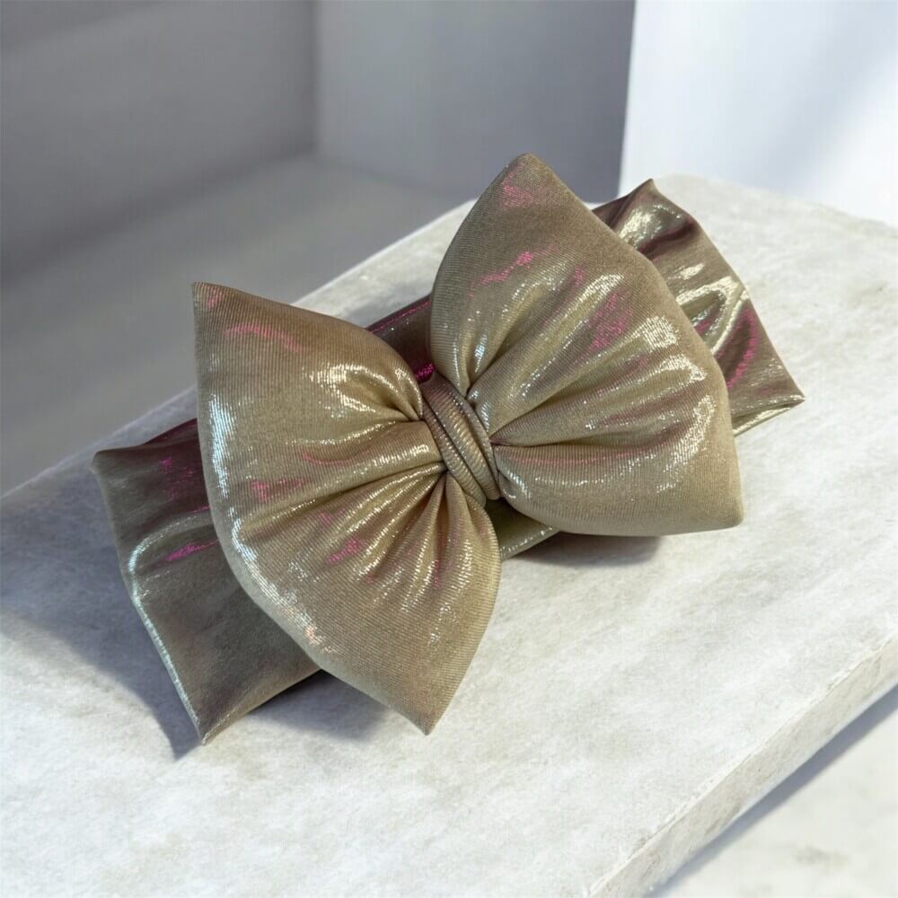 Χρυσό μπεζ φιόγκος