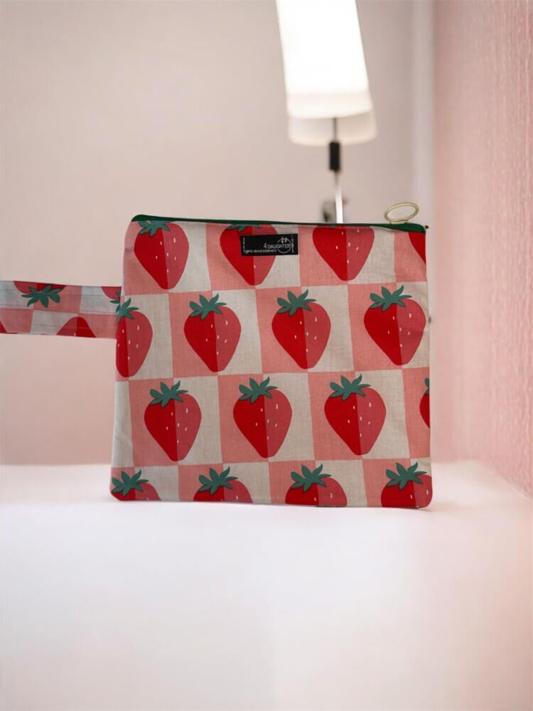 Strawberries νεσεσέρ