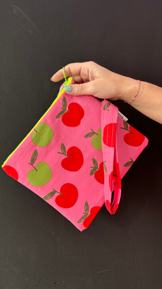 Happy Apples  νεσεσερ