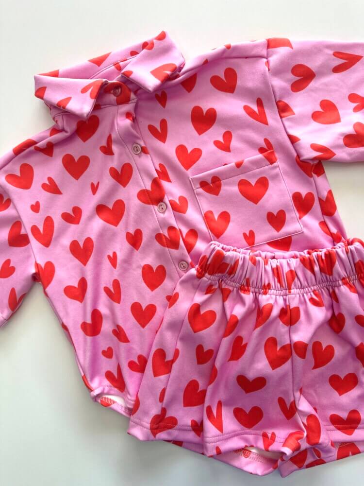 Pinky hearts shirt🧡