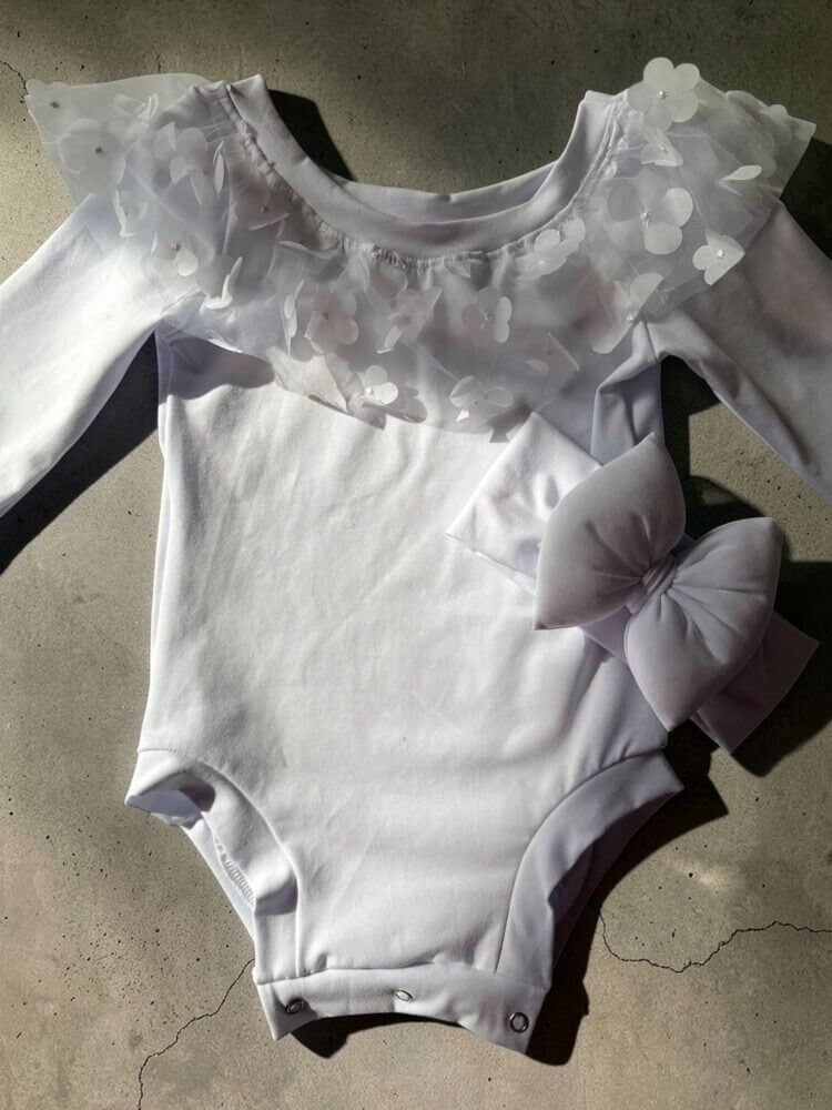 Κορμάκι με τριδιάστατα λουλουδάκια