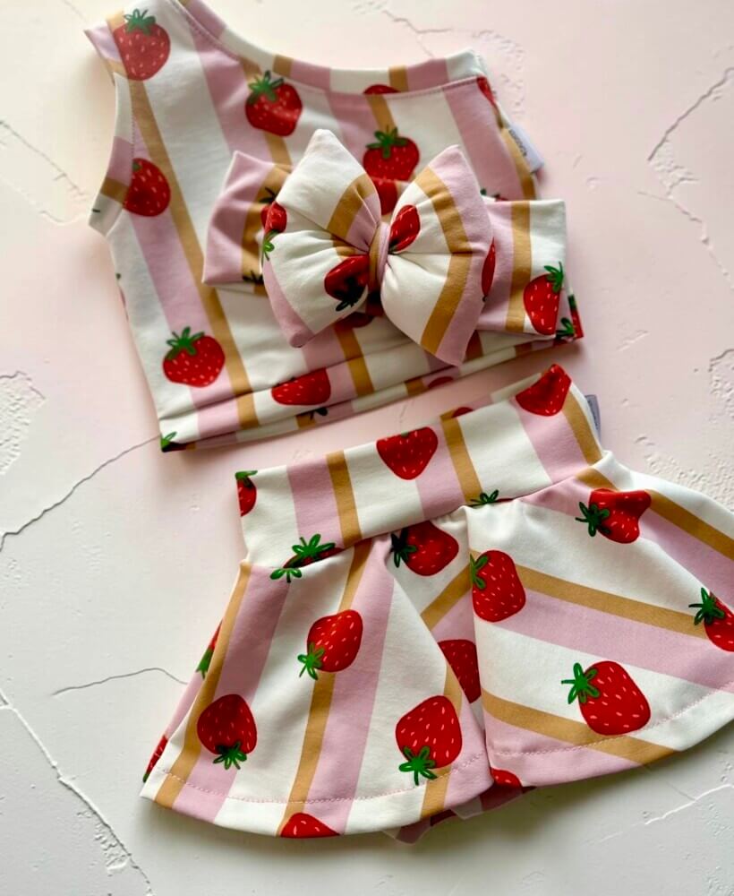 Strawberries stripes σετ