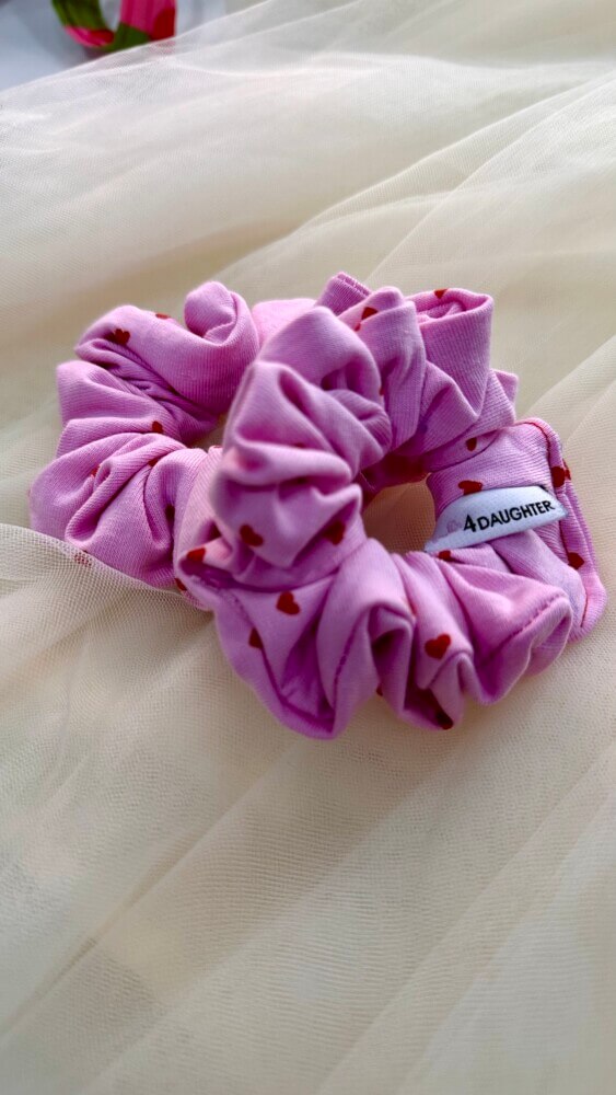 Pink hearts mini scrunchies