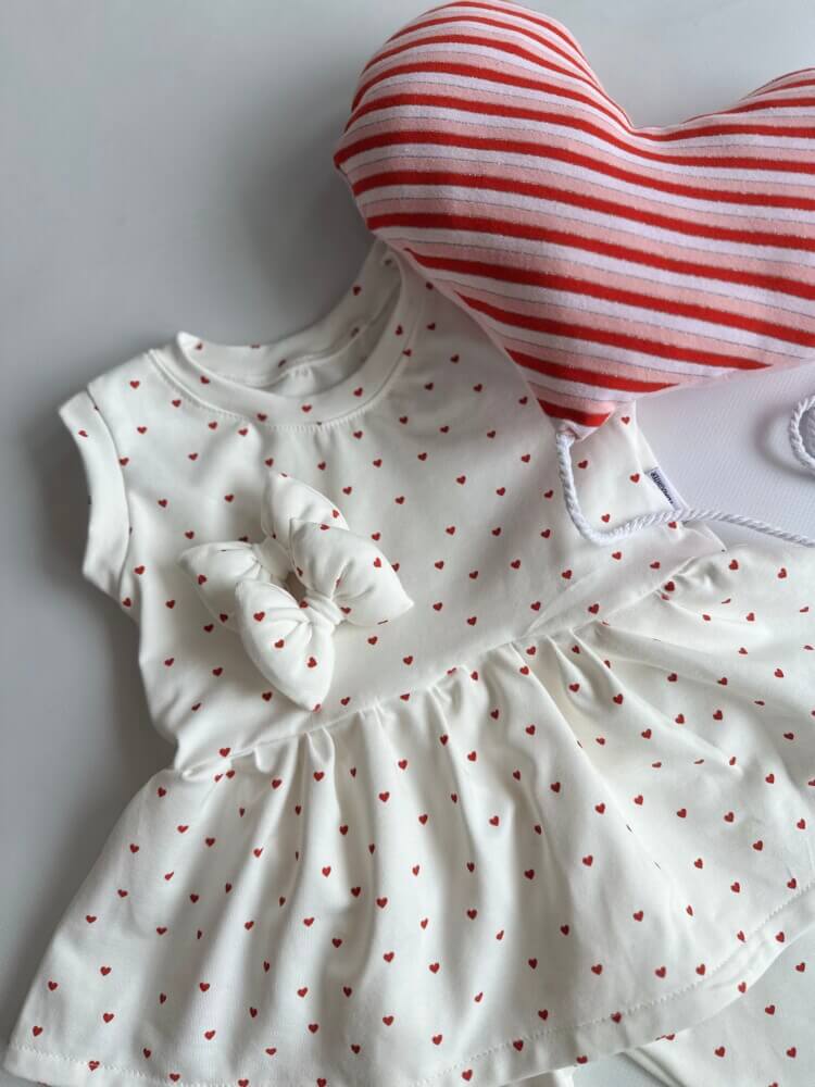 Capri ruffles hearts💌