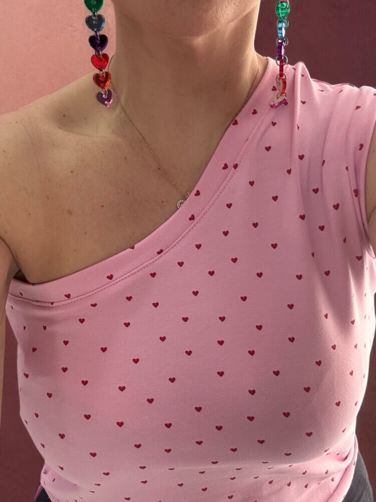 Red hearts one shoulder