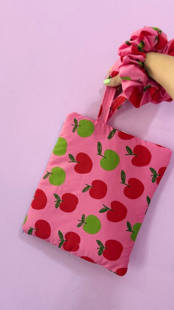 Νεσεσέρ τσαντάκι μηλαράκια🍎