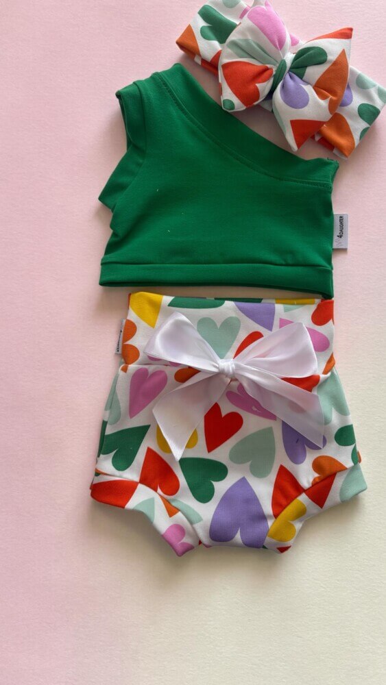 Colored hearts shorts