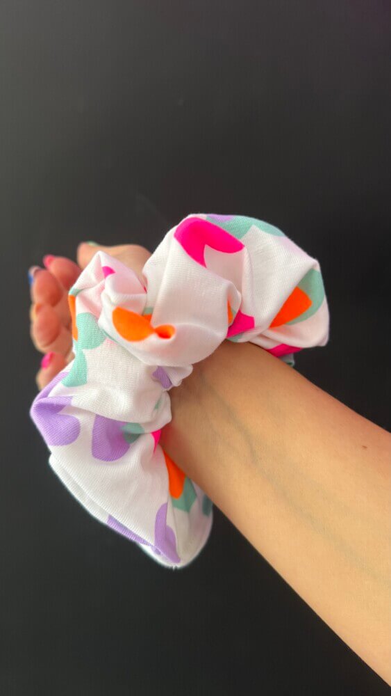 Neon hearts scrunchie