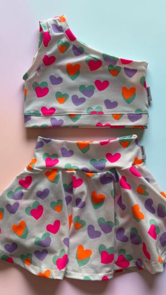 Popup neon hearts 💛