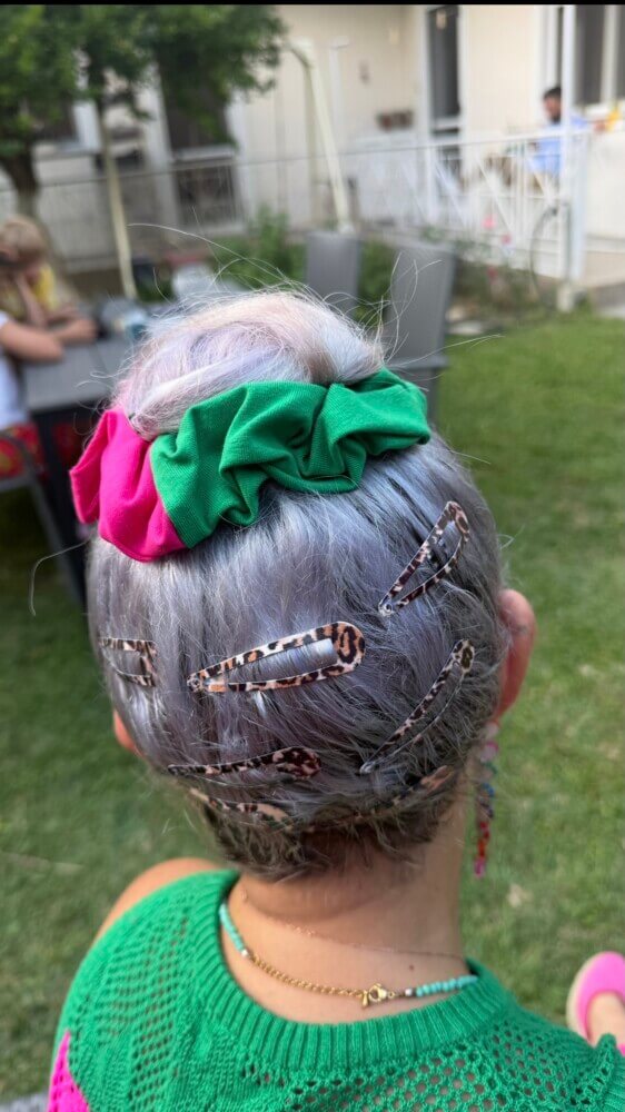 Green fuchsia scrunchie