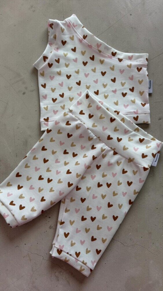 Gummy hearts leggings