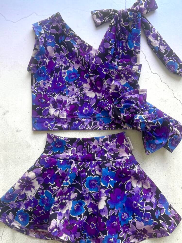 Blue violet flowers σετ